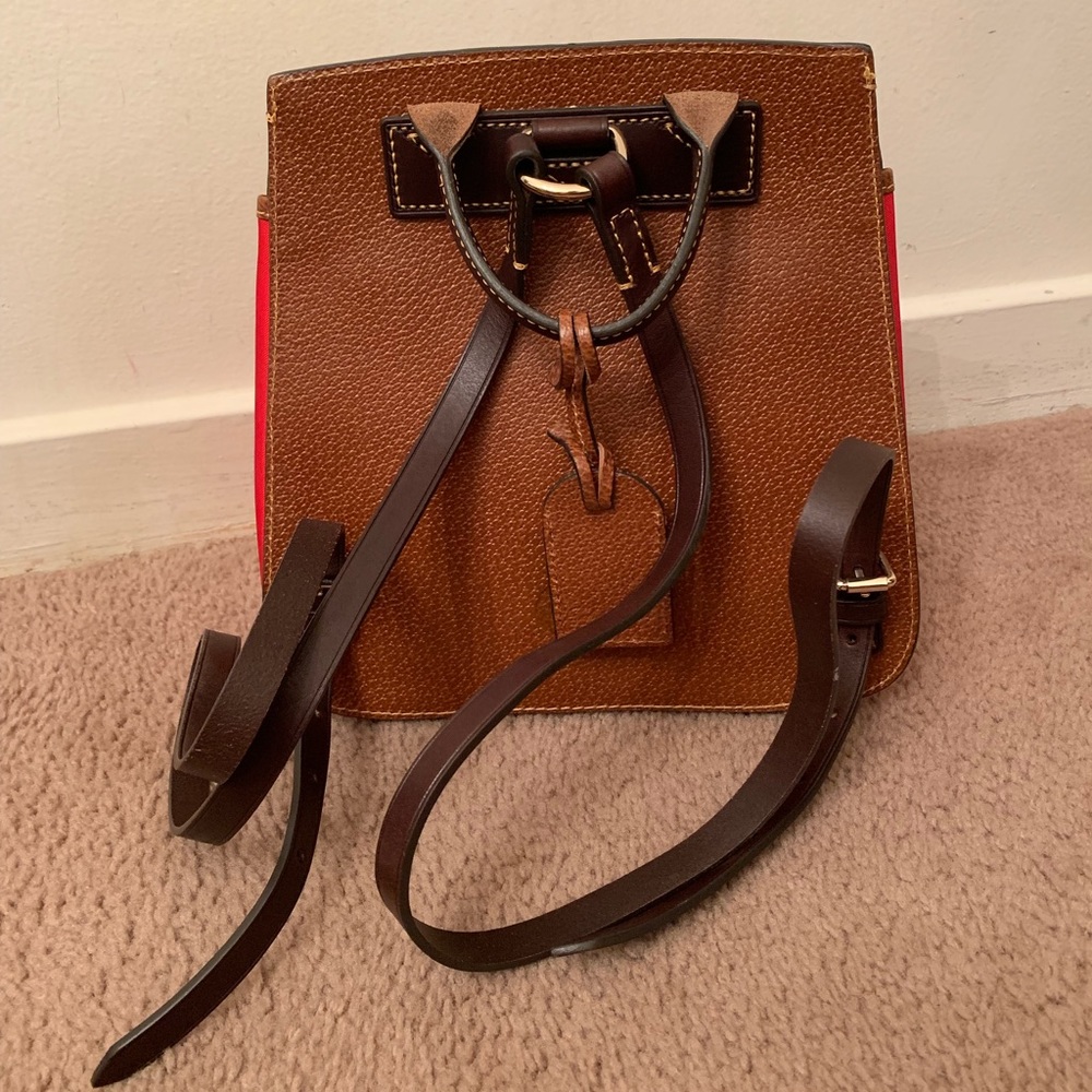 Dooney and bourke backpack - Picture 5 of 8
